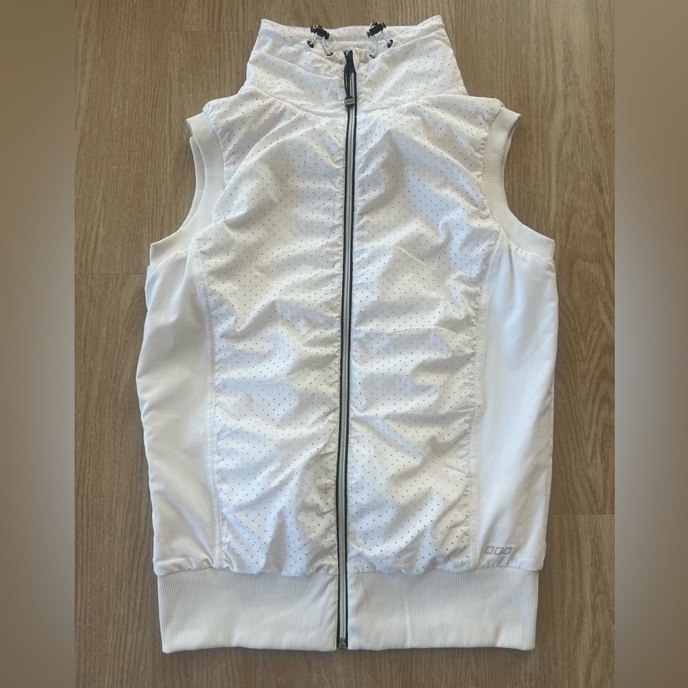 Lorna Jane Active | White Vest | Size Large